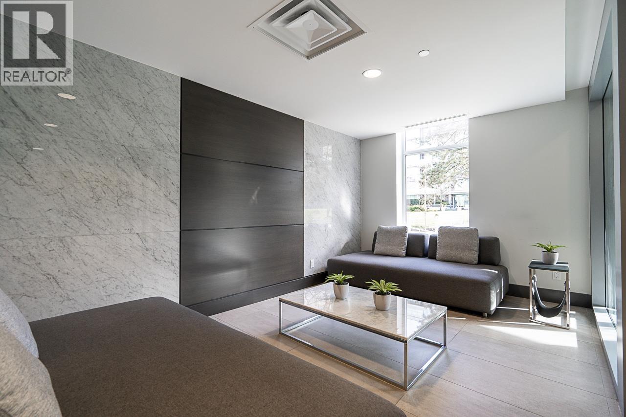 217 5033 CAMBIE STREET