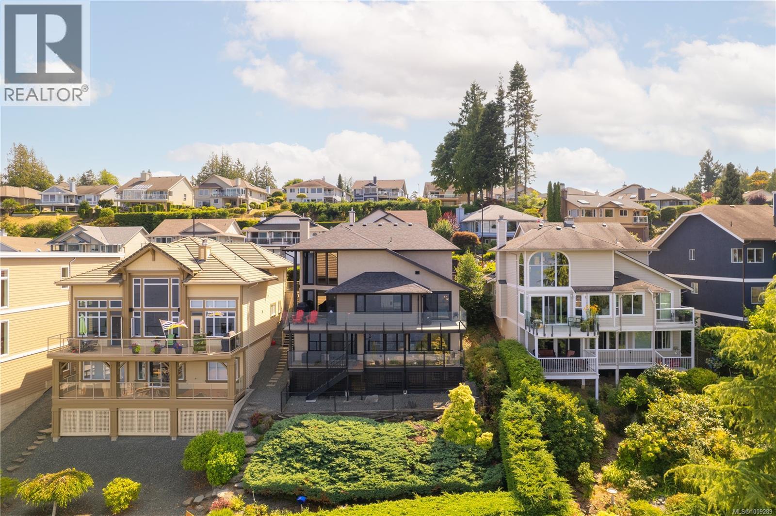 553 Marine View
