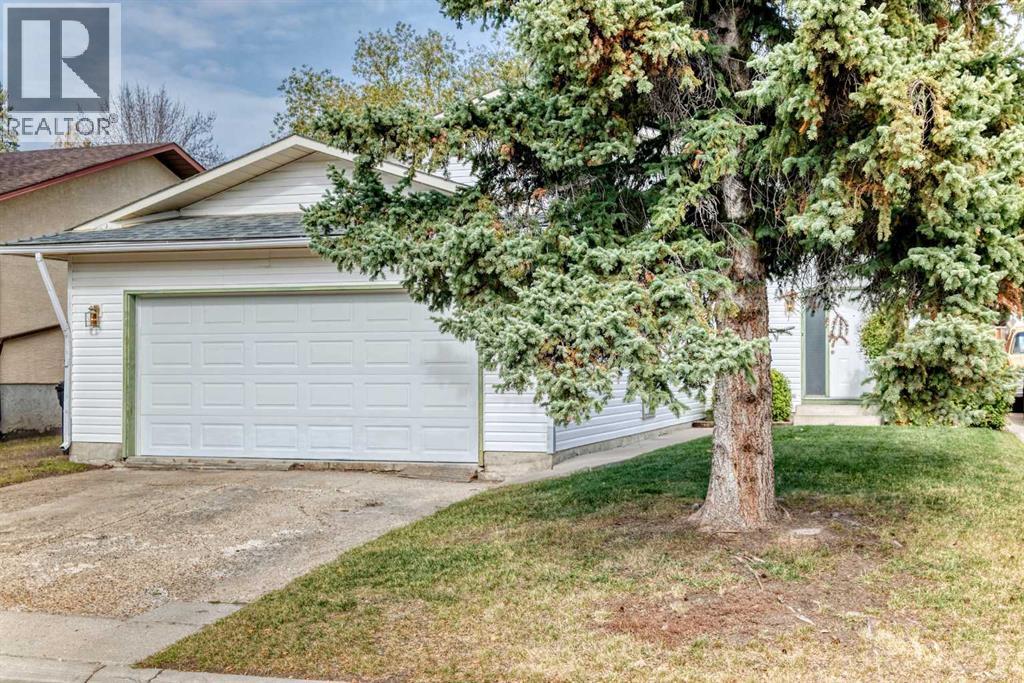 167 Woodridge Place SW