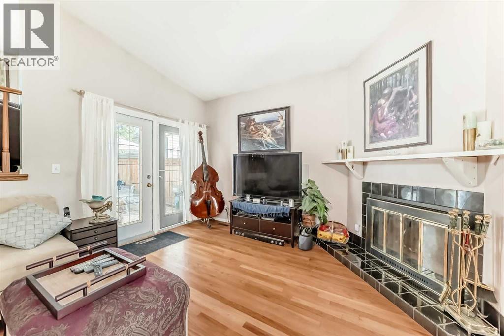 167 Woodridge Place SW