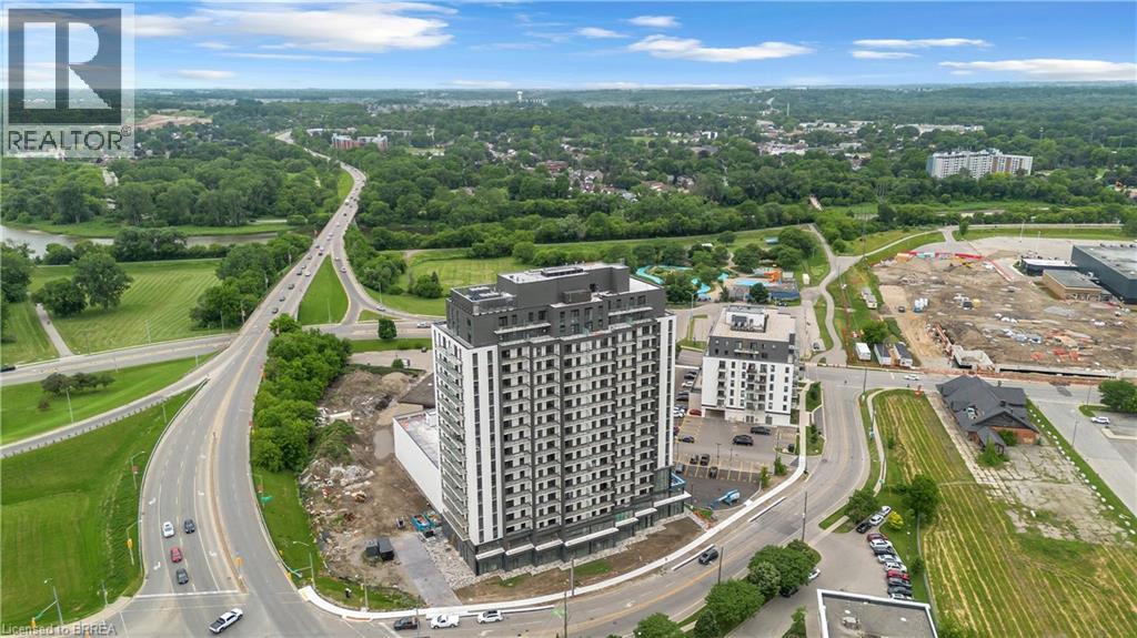 Photo 1 of 20 — 33 ERIE Avenue Unit# 604, Brantford, ON N3S0K7