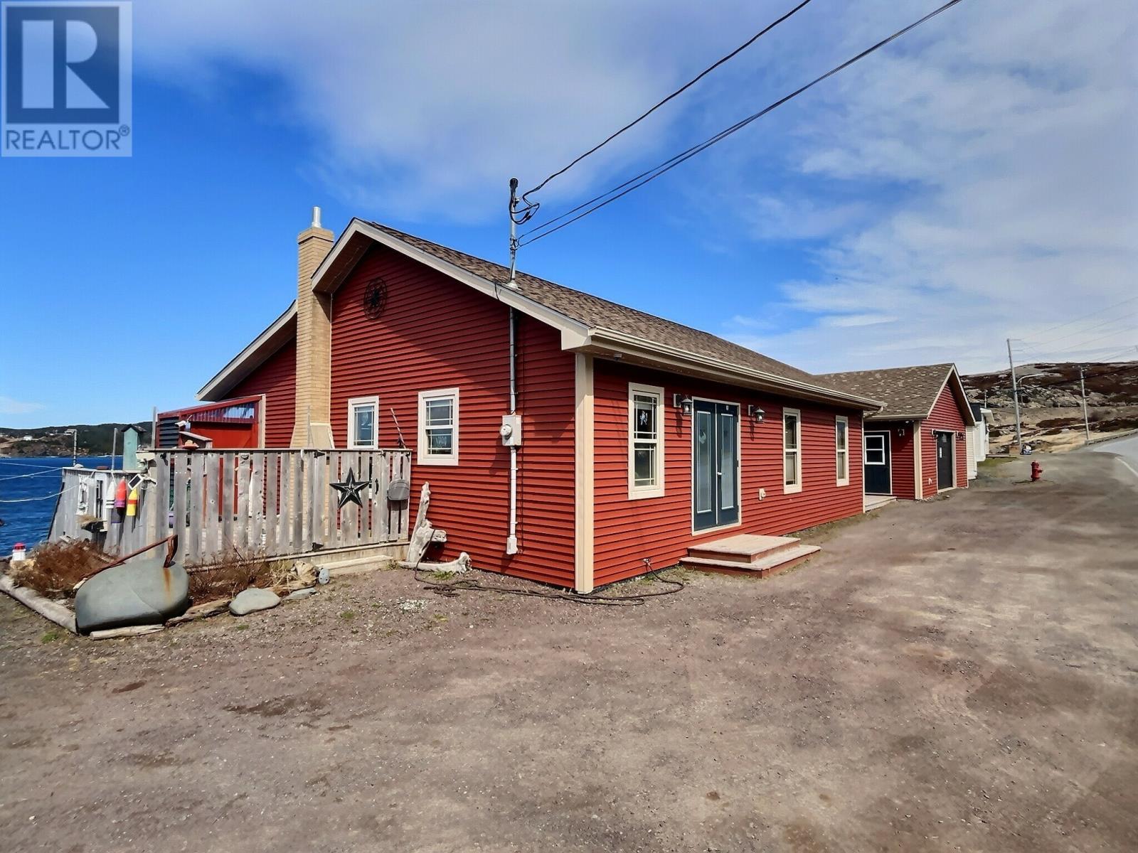 8, 8a, 10 Main Street