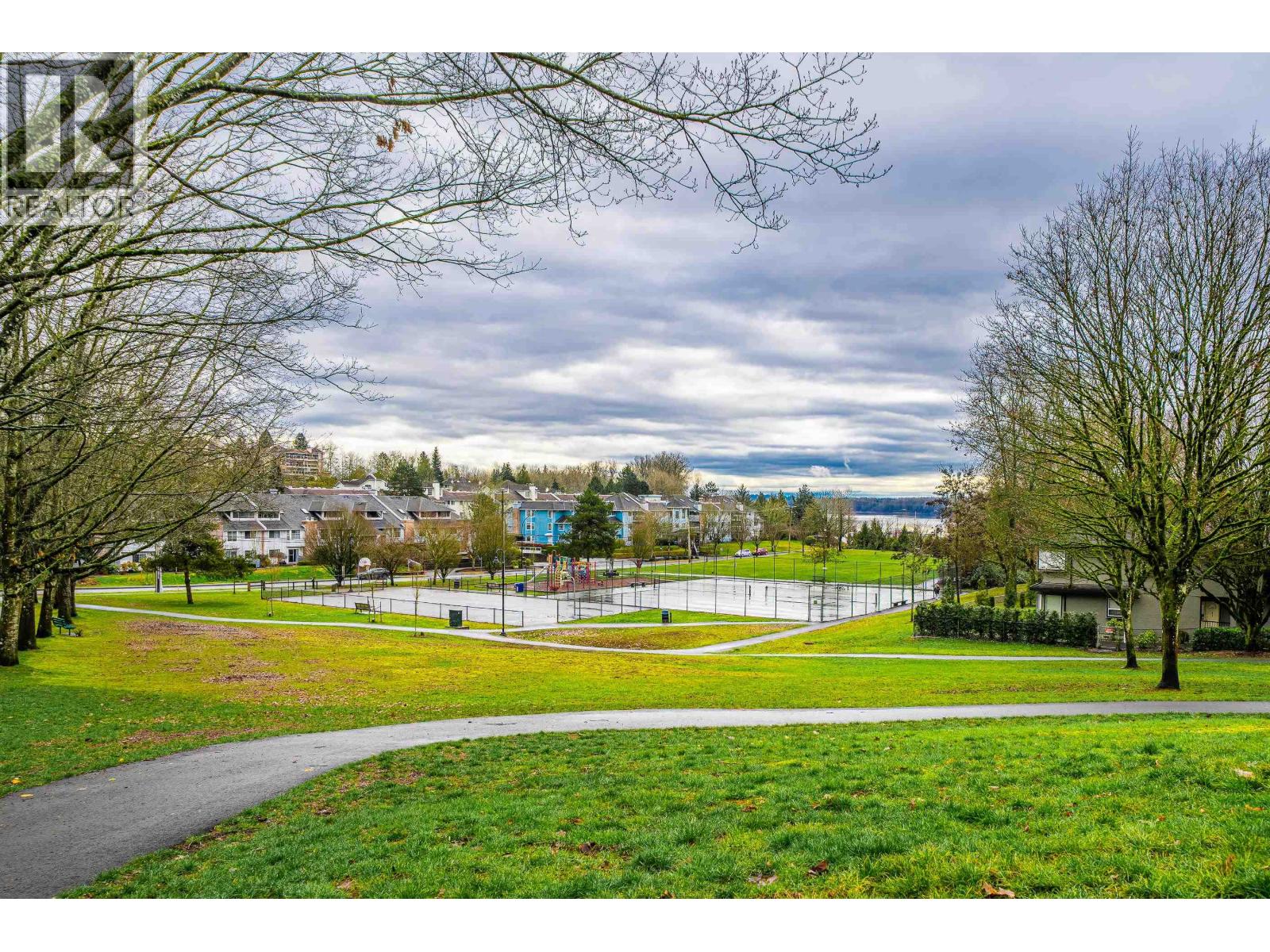 205 11595 FRASER STREET