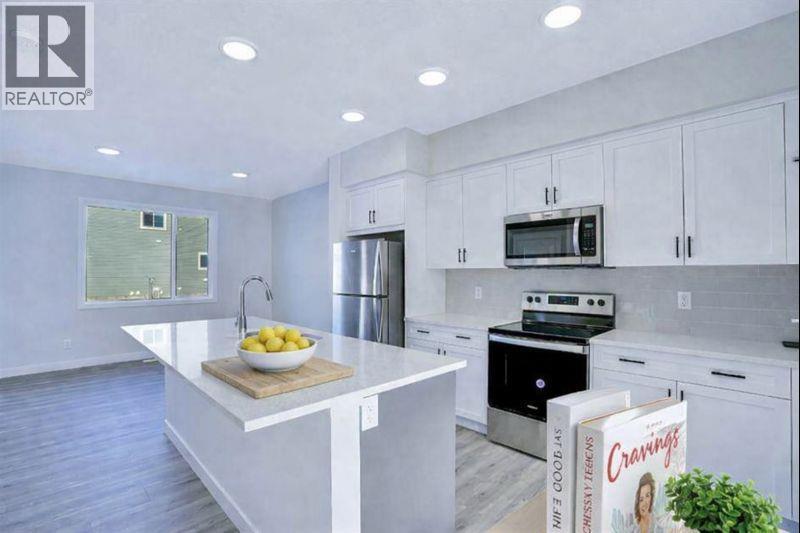 239 Savoy Landing SE