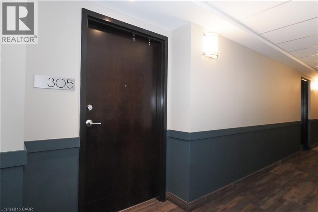 778 LAURELWOOD Drive Unit# 305