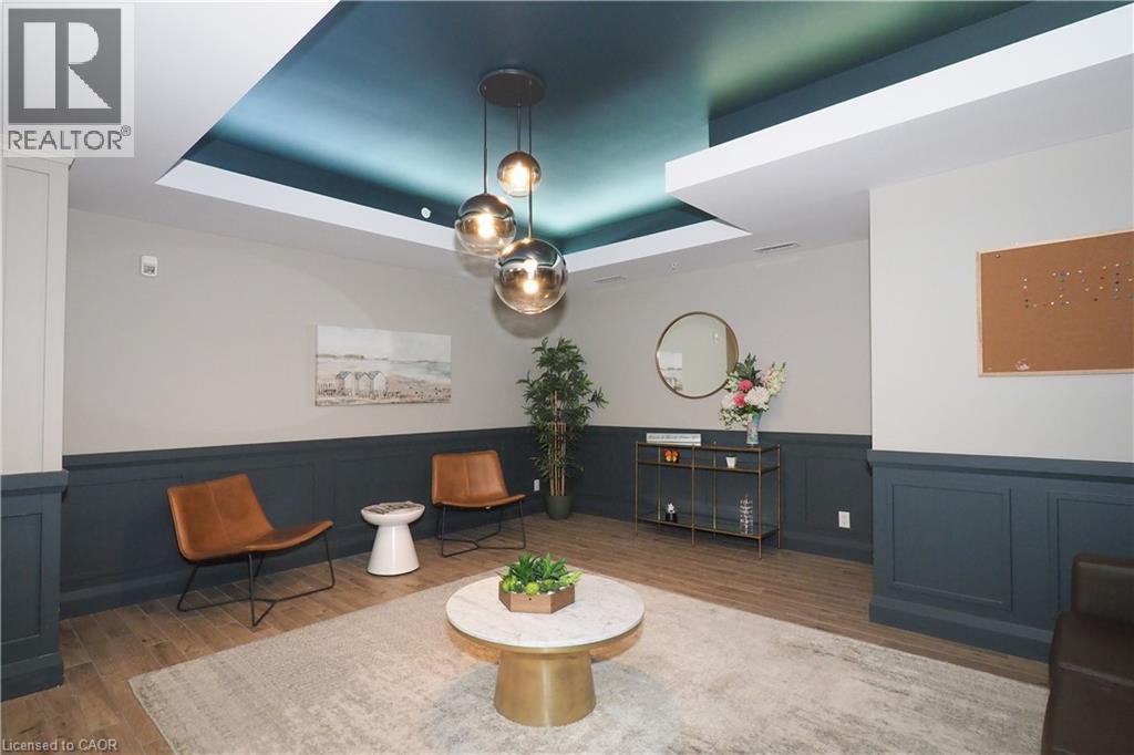 778 LAURELWOOD Drive Unit# 305