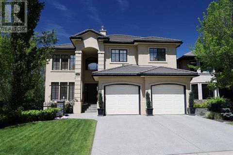 10 Hamptons Cove NW Calgary AB T3A6B7