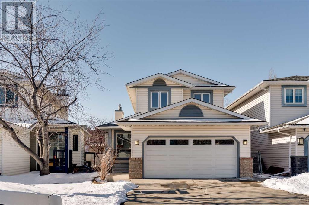 12 Riverwood Crescent SE