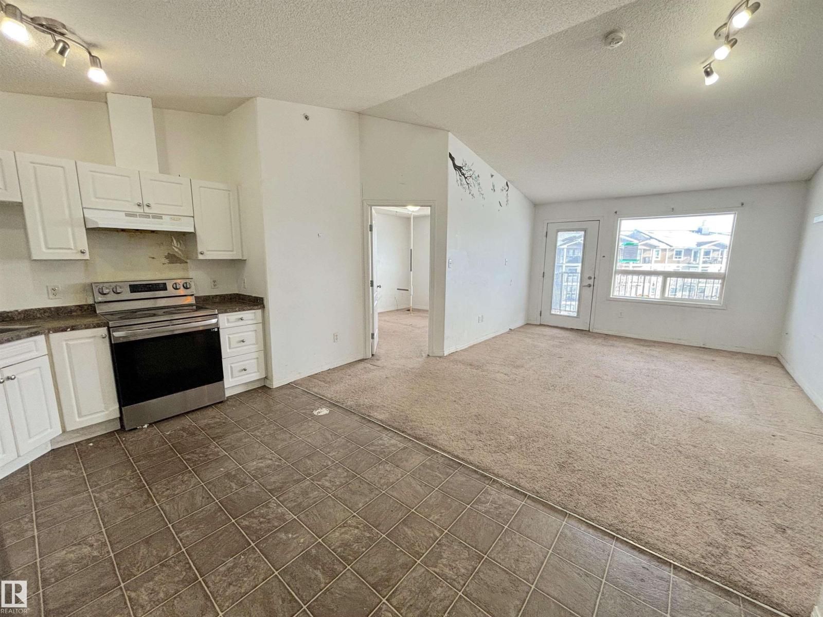 #1402 9363 Simpson DR NW