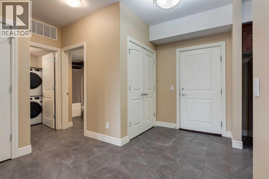 2338, 2330 Fish Creek Boulevard SW