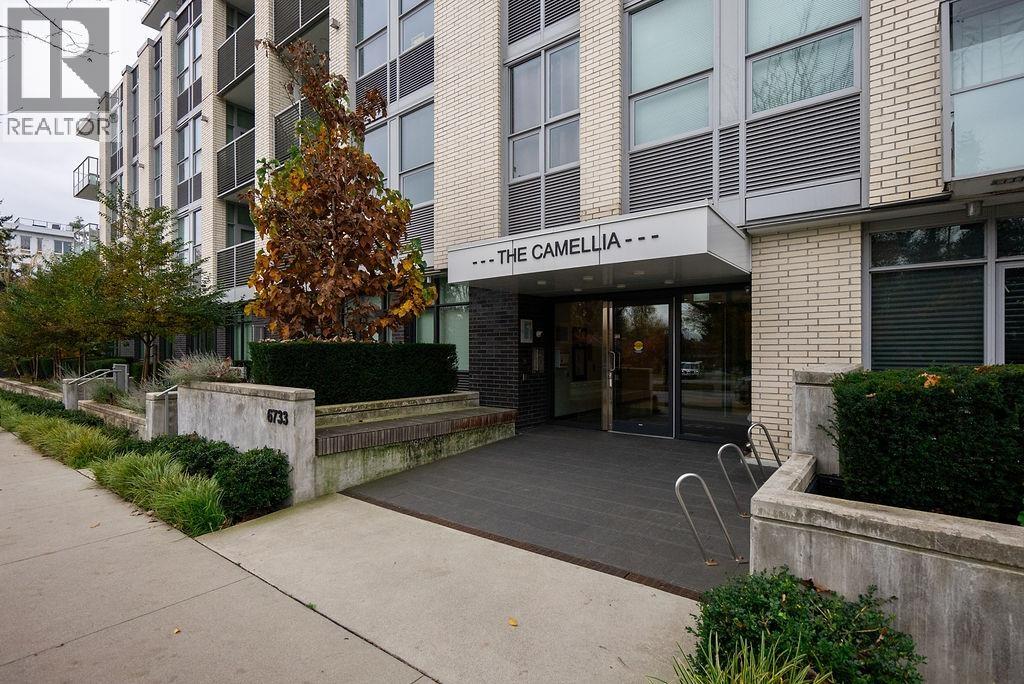 401 6733 CAMBIE STREET