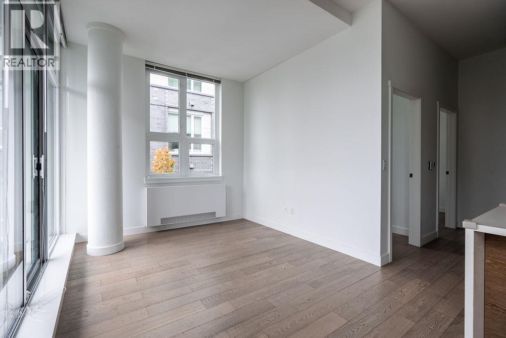 401 6733 CAMBIE STREET