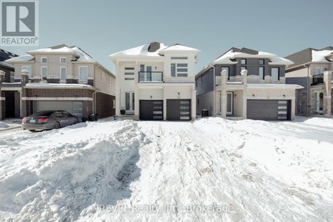 32 HILDRED STREET Welland (Lincoln/Crowland) ON L3B0J9