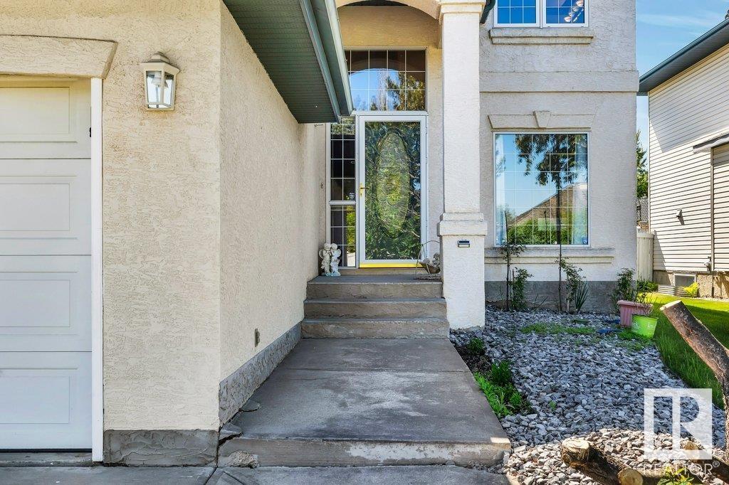 12 Keillor DR