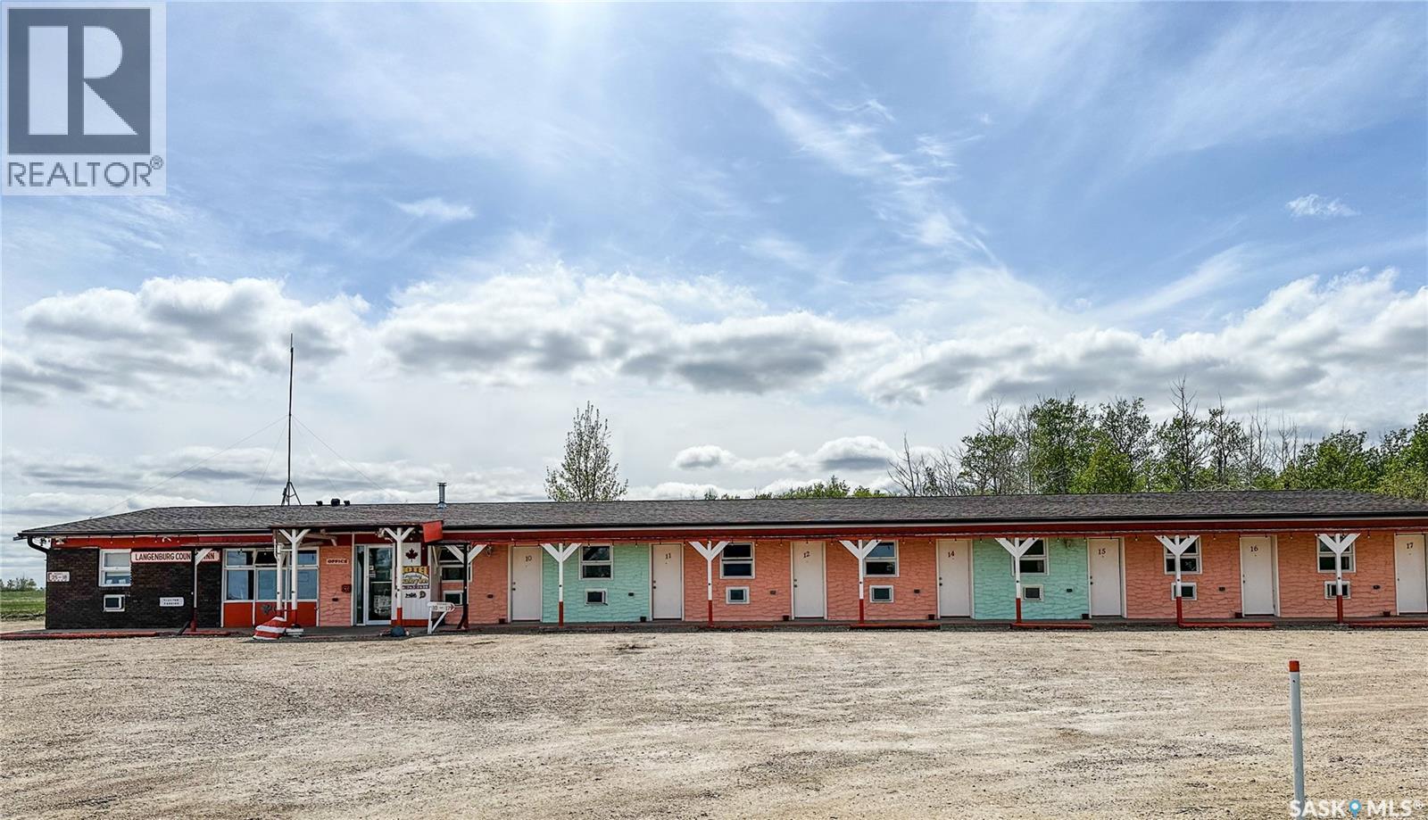 1041 Kaiser William AVENUE