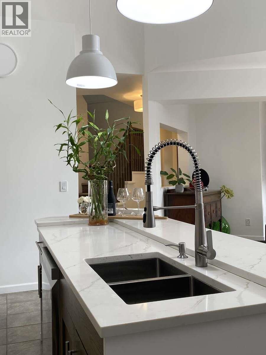 1905 Pandosy Street Unit# 307