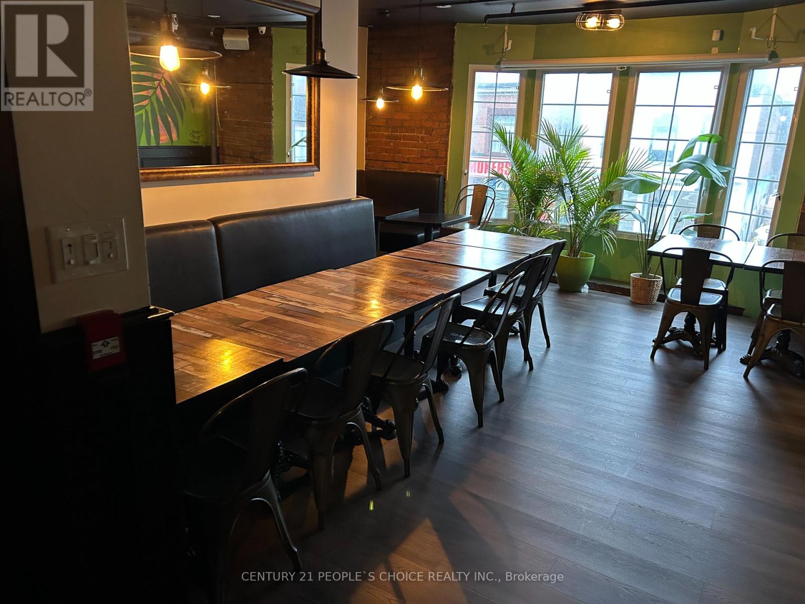 1058 GERRARD STREET E