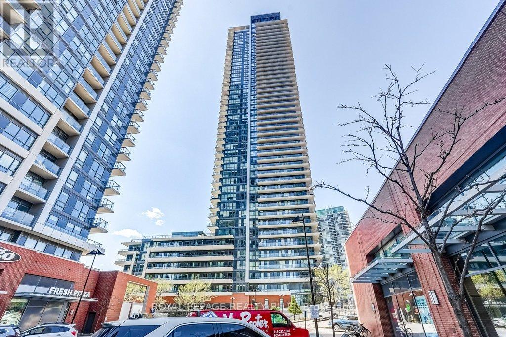 524 - 10 PARK LAWN ROAD
