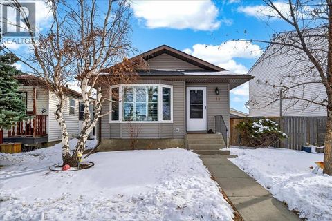 32 Tararidge Drive NE Calgary AB T3J2R3