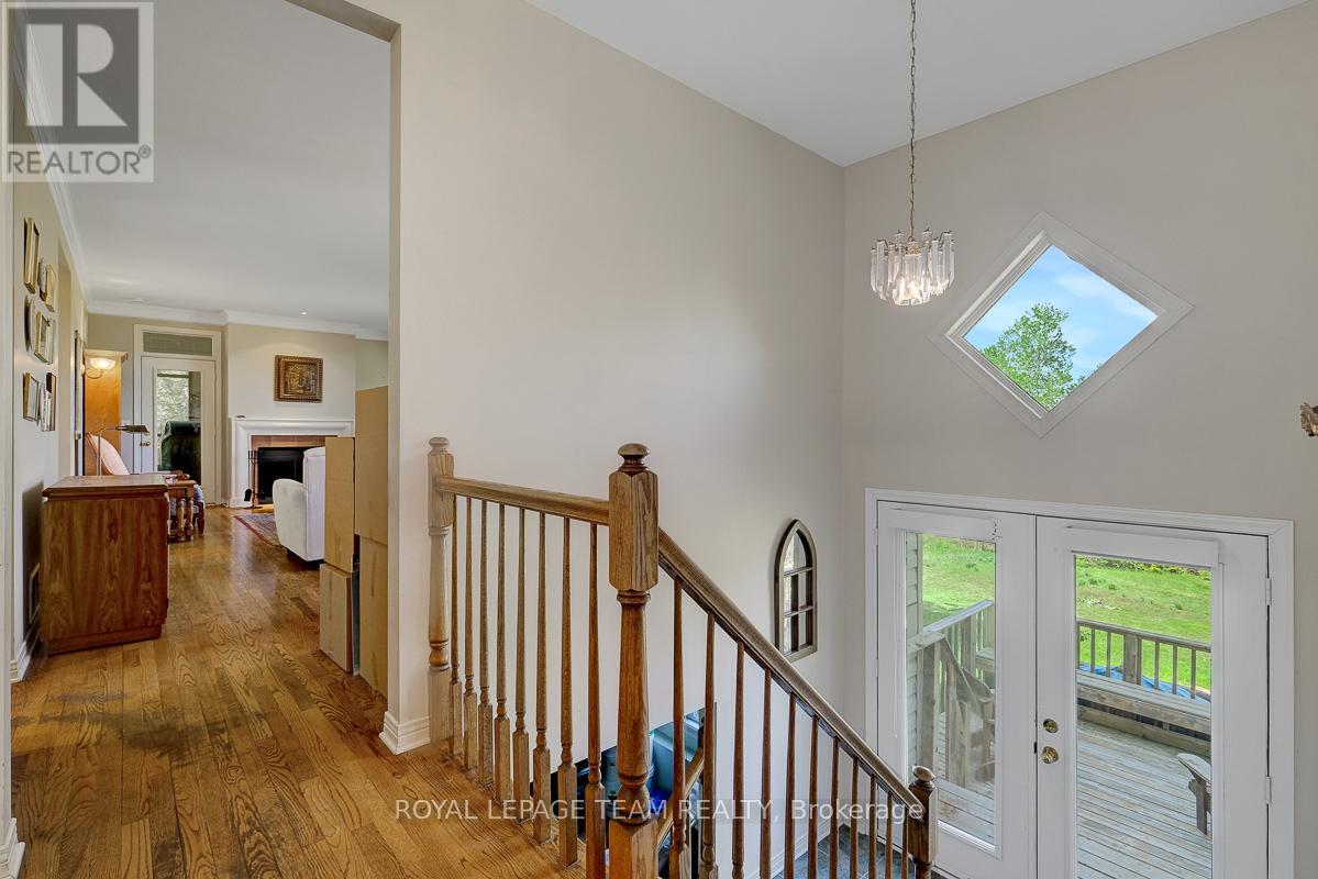 912 MAPLE HILL ROAD