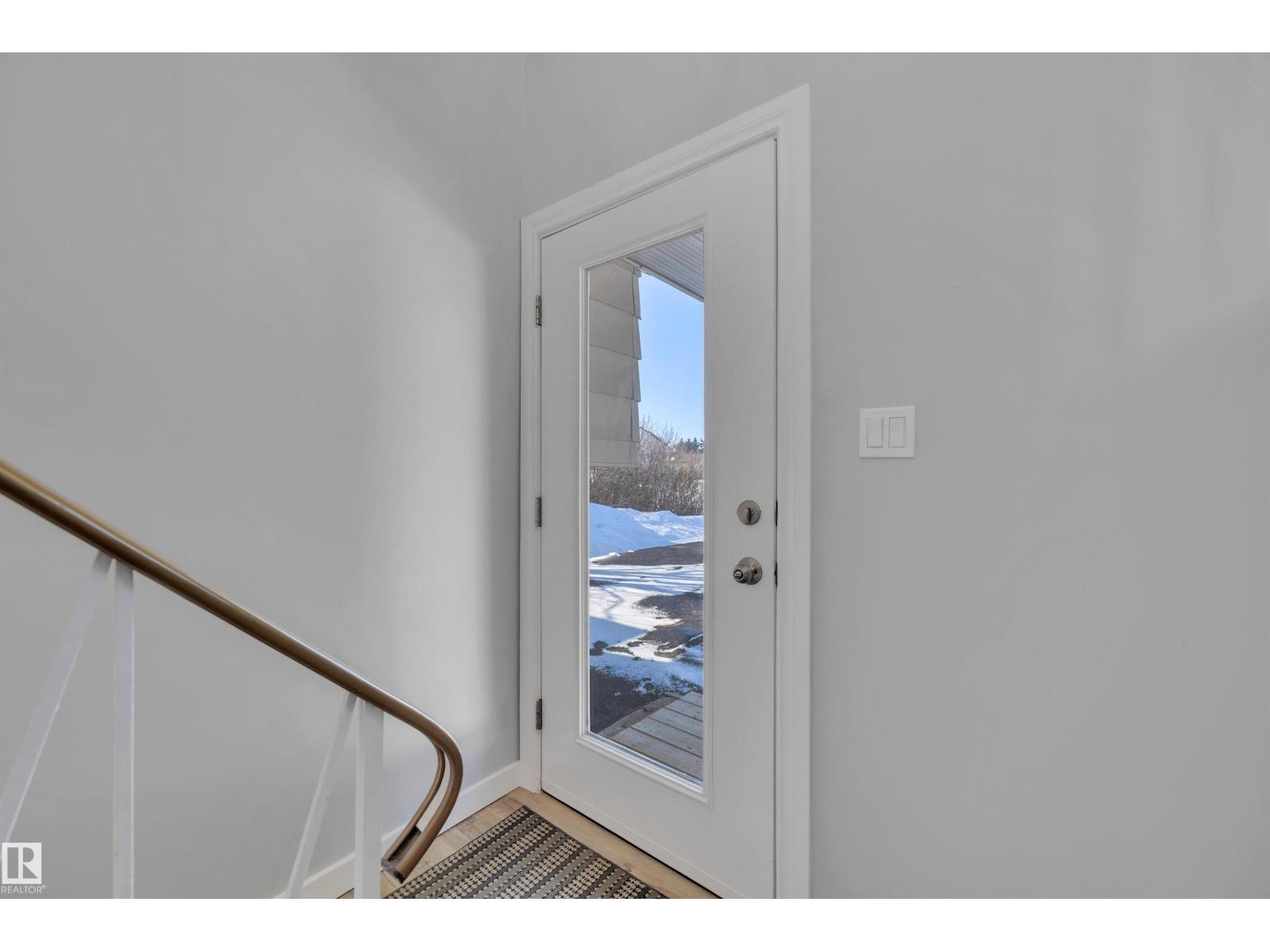 2103 45 ST NW NW