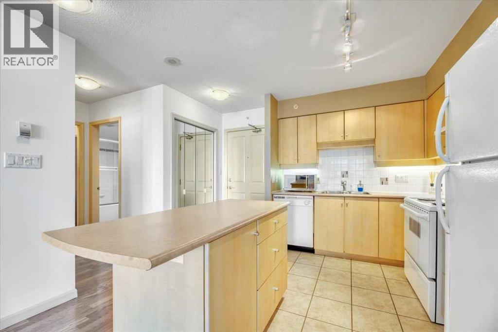 804, 650 10 Street SW