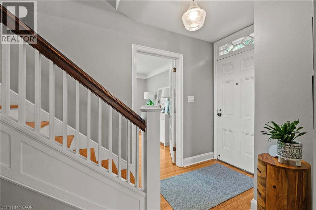 88 ROTHSAY Avenue