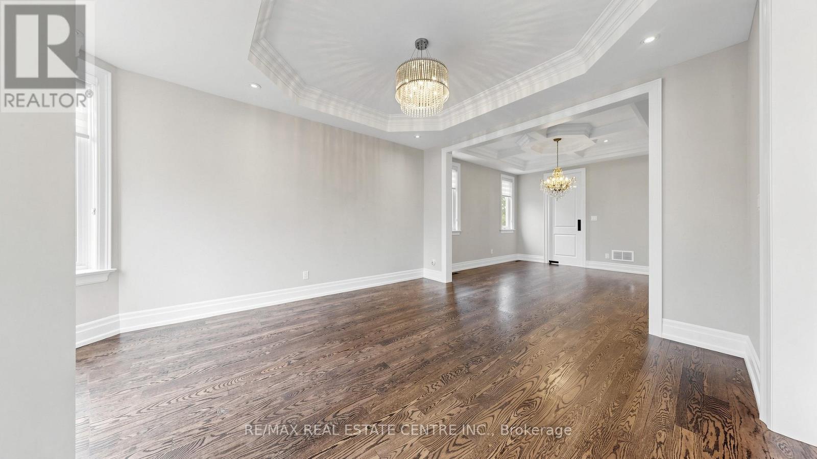 1496 MANSFIELD DRIVE