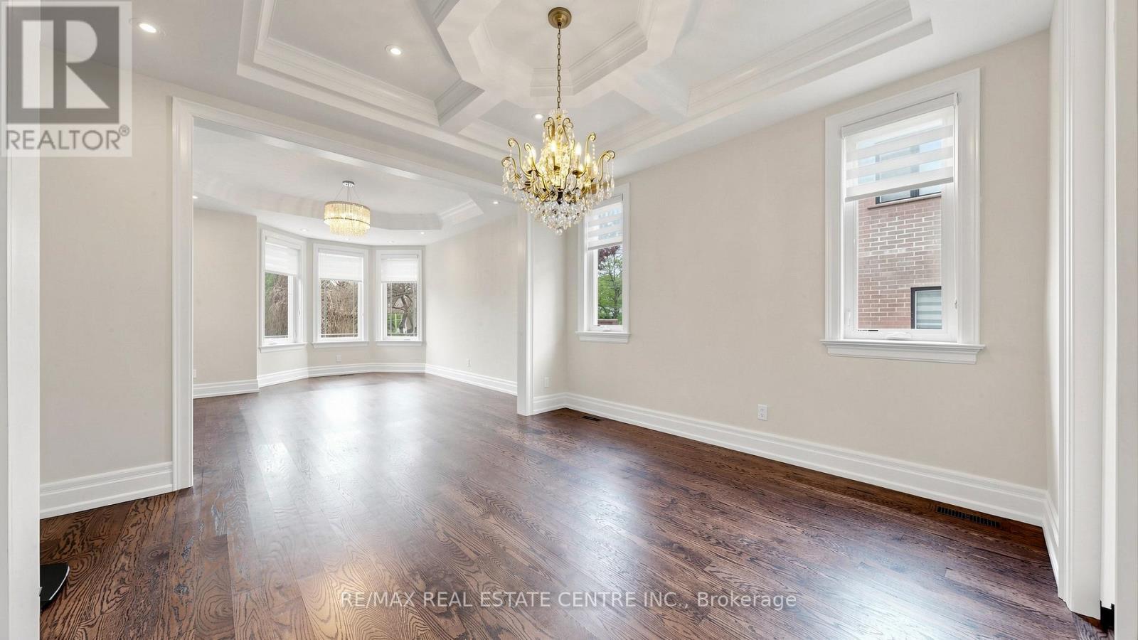 1496 MANSFIELD DRIVE