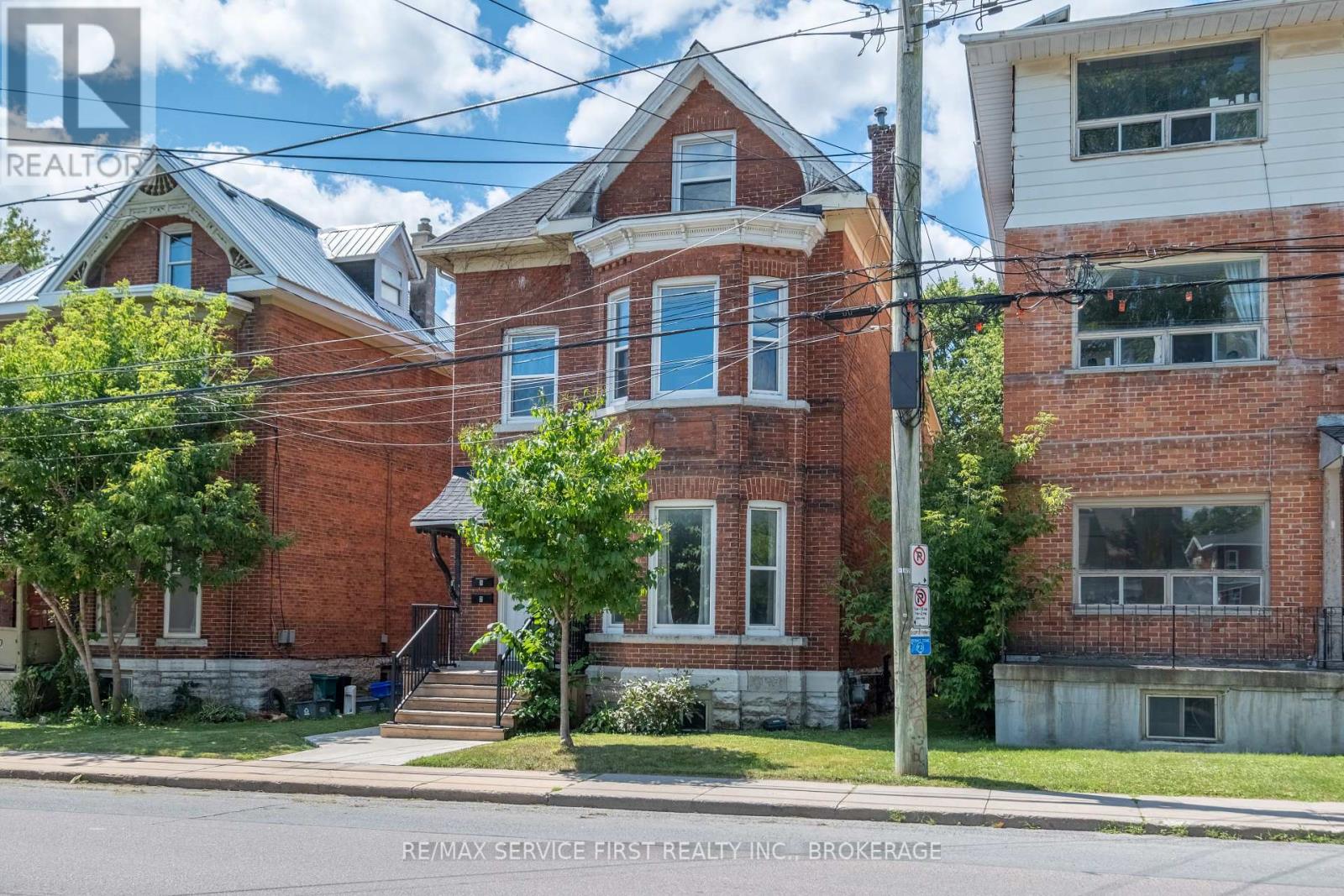 392 ALFRED STREET