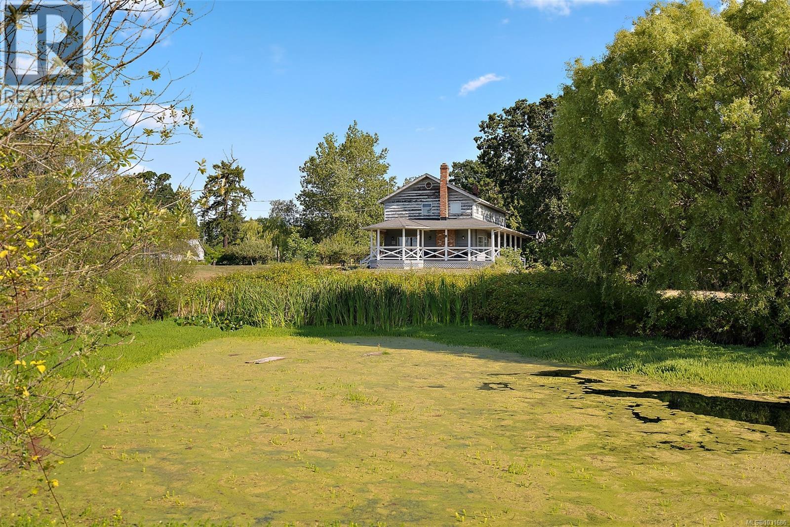 10650 West Saanich Rd