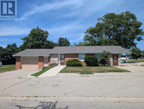 223 BRUCE AVENUE Kincardine ON N2Z2P2