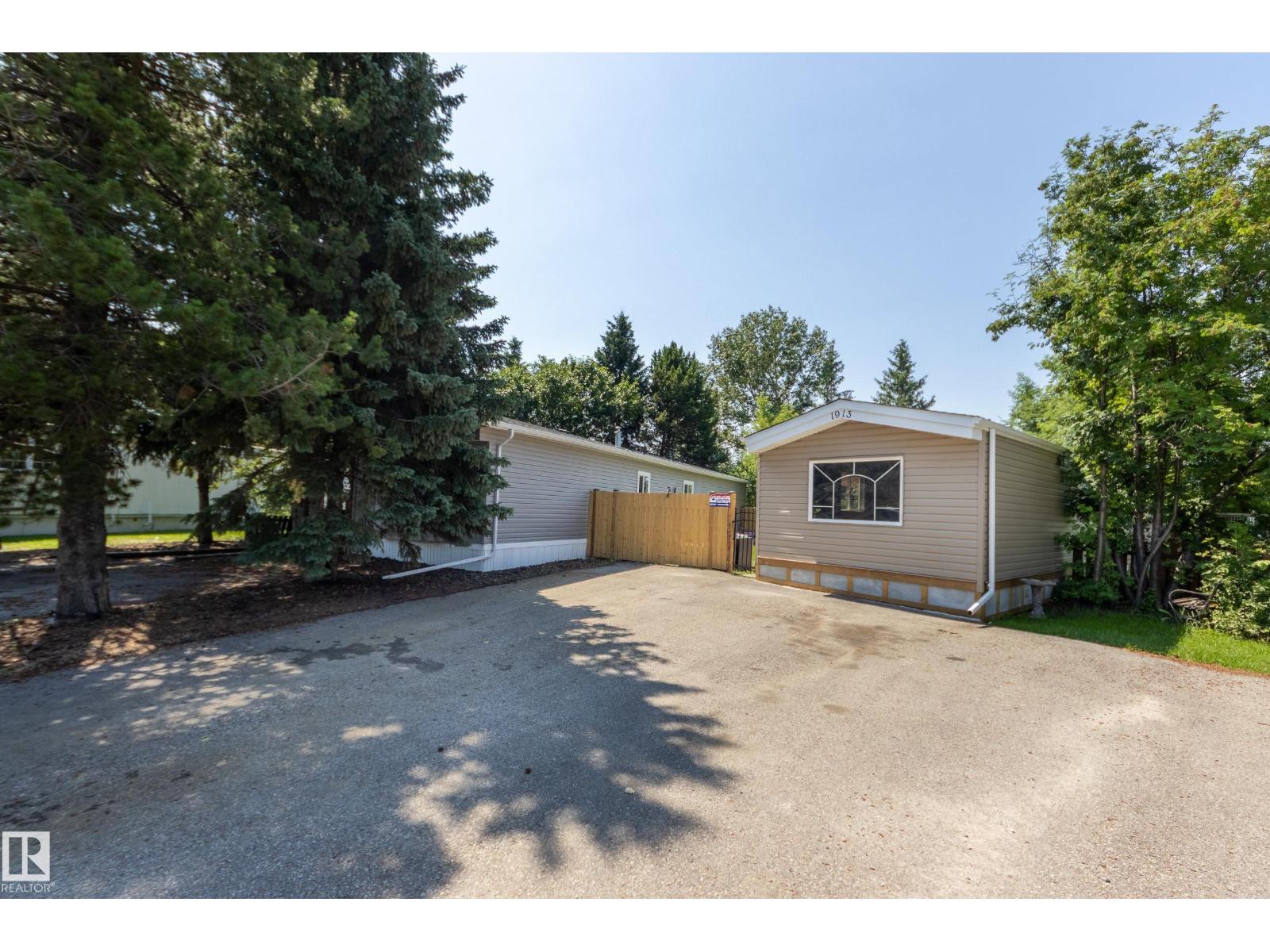 1913 West Royal WY NW NW