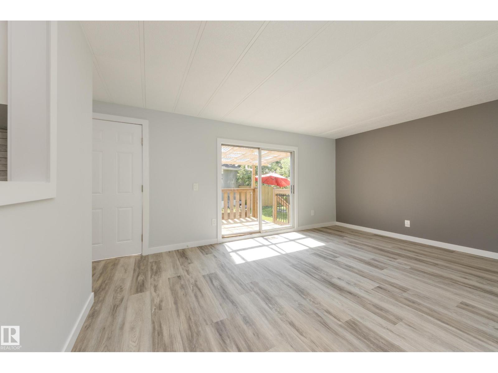 1913 West Royal WY NW NW