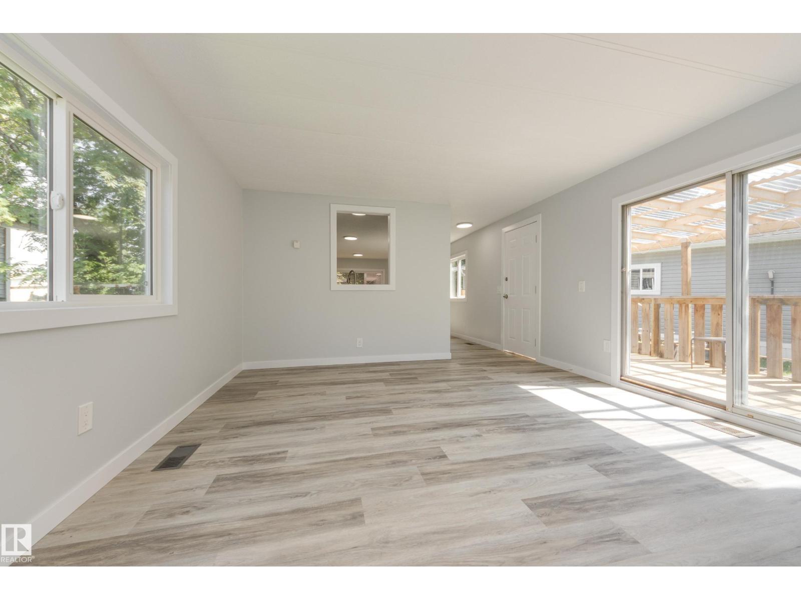1913 West Royal WY NW NW
