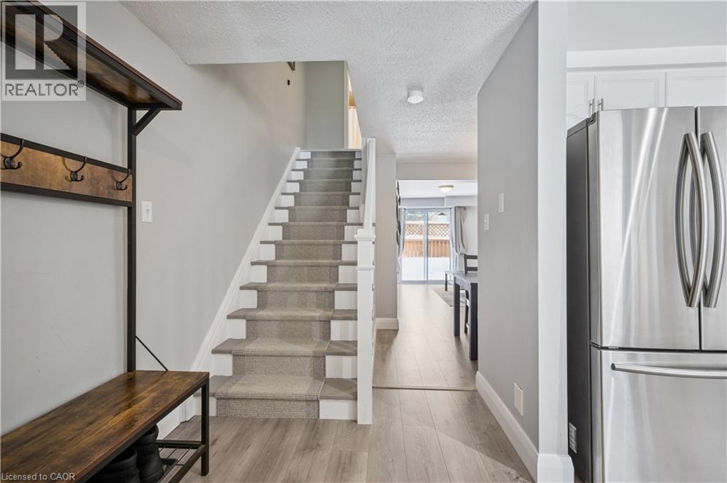 108 NORTHLAKE Drive Unit# A