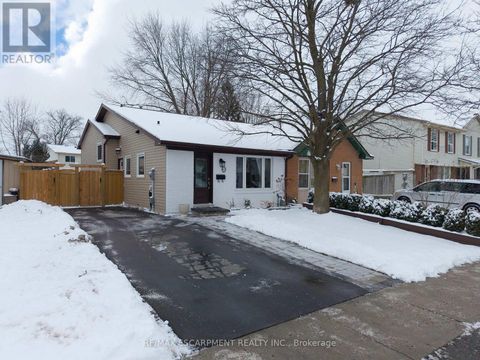 60 BANBURY ROAD Brantford ON N3P1C3