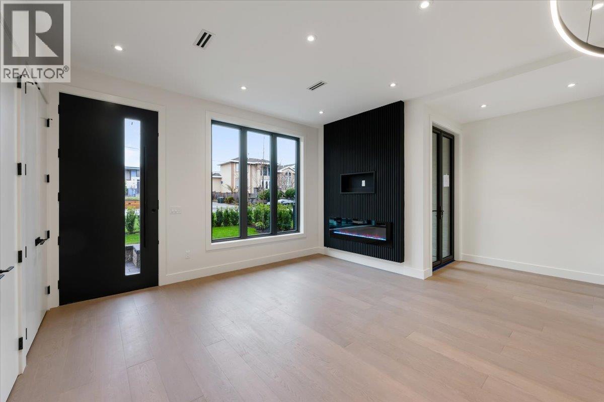 103 1518 HATTON AVENUE