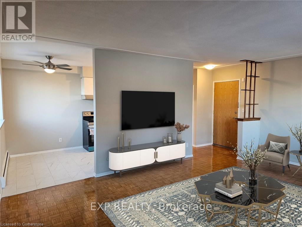 6 - 2205 KING STREET E