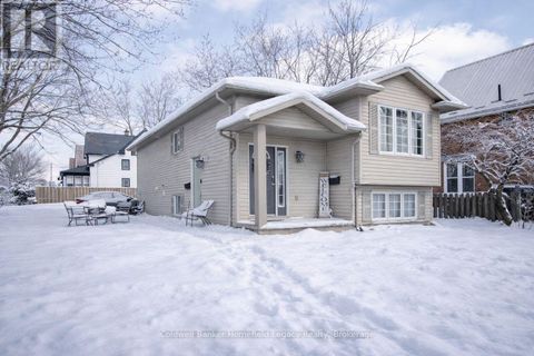 17 LAURIER STREET Stratford ON N5A4M2