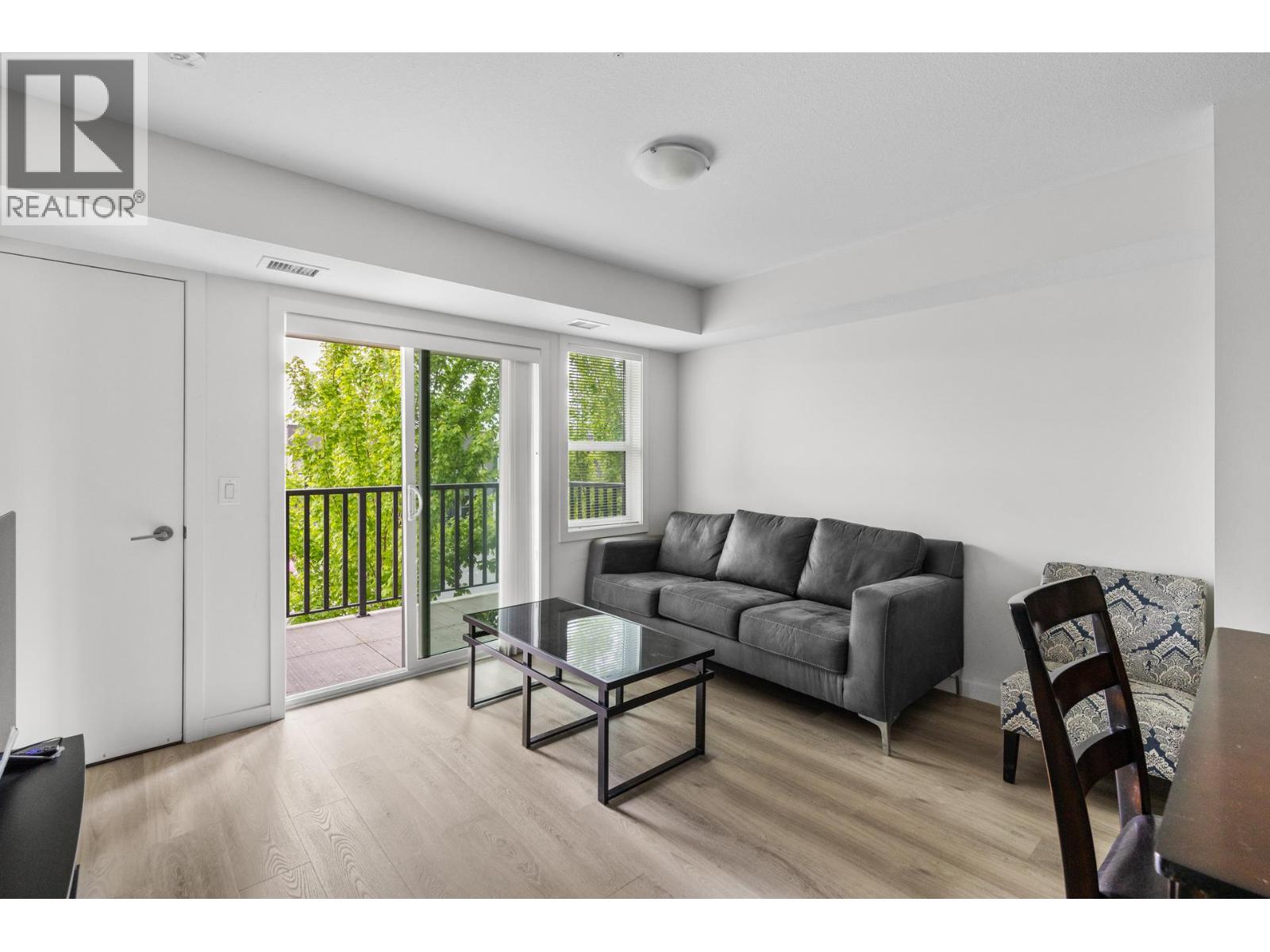 695 Academy Way Unit# 105