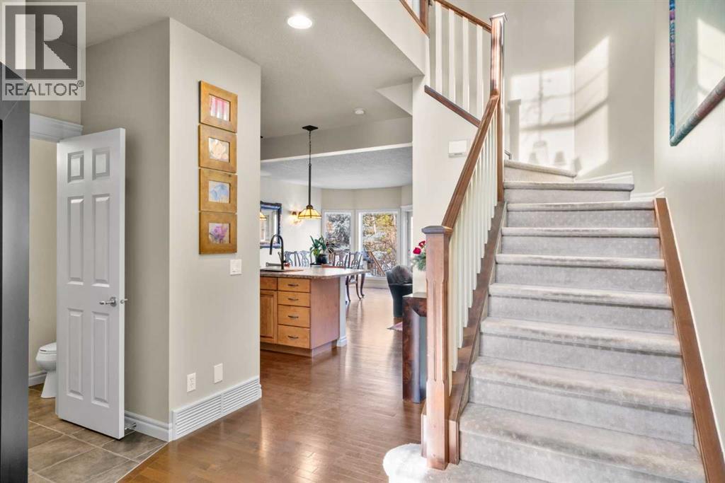 90 Discovery Ridge Gardens SW