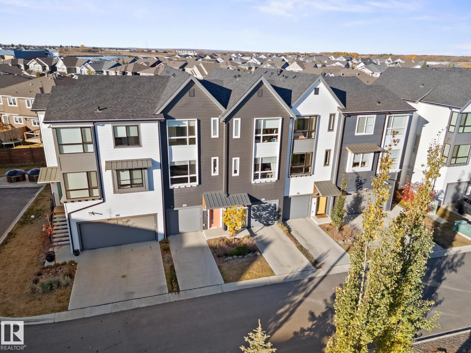 #35 100 JENSEN LAKES BV