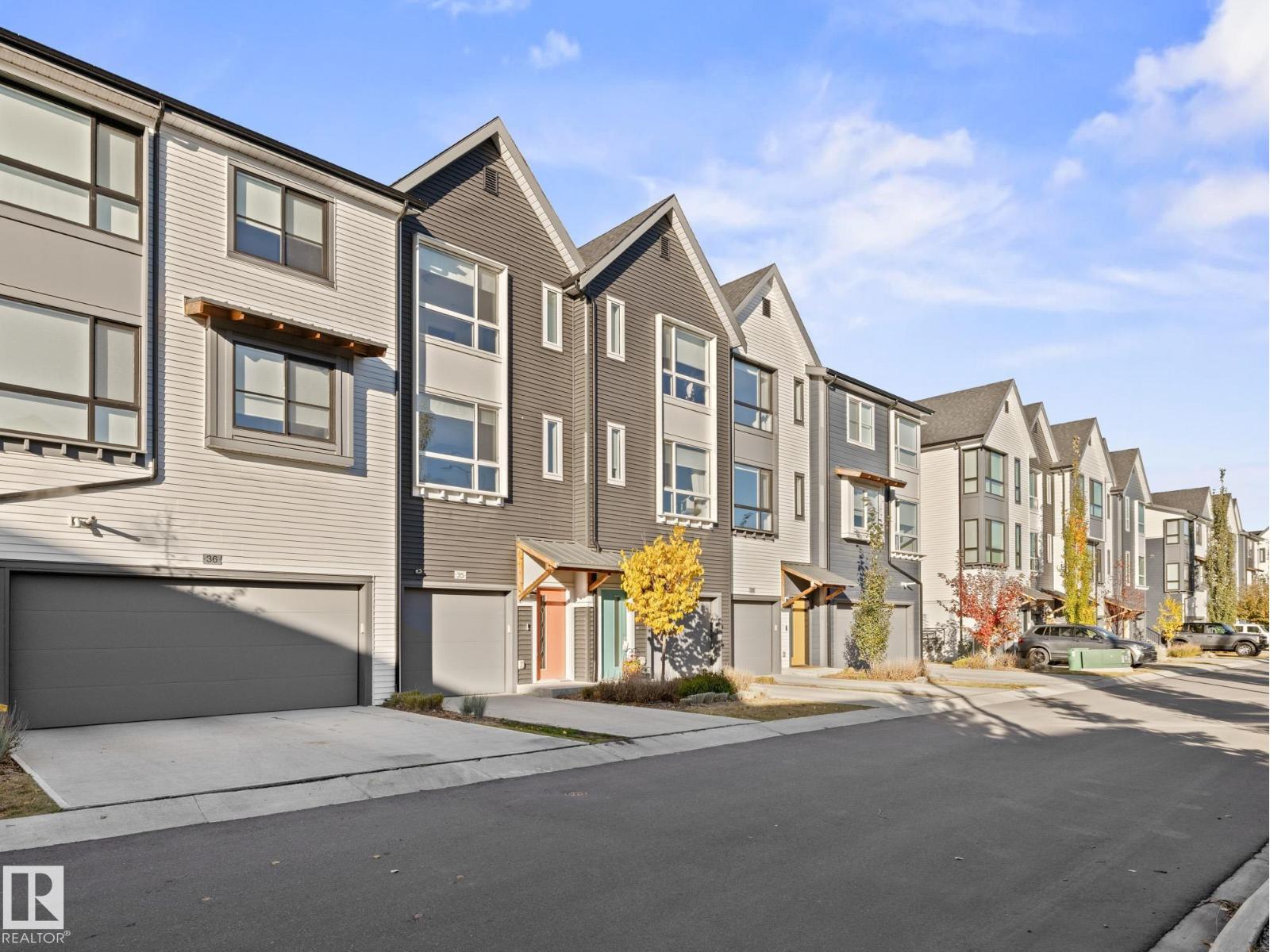 #35 100 JENSEN LAKES BV