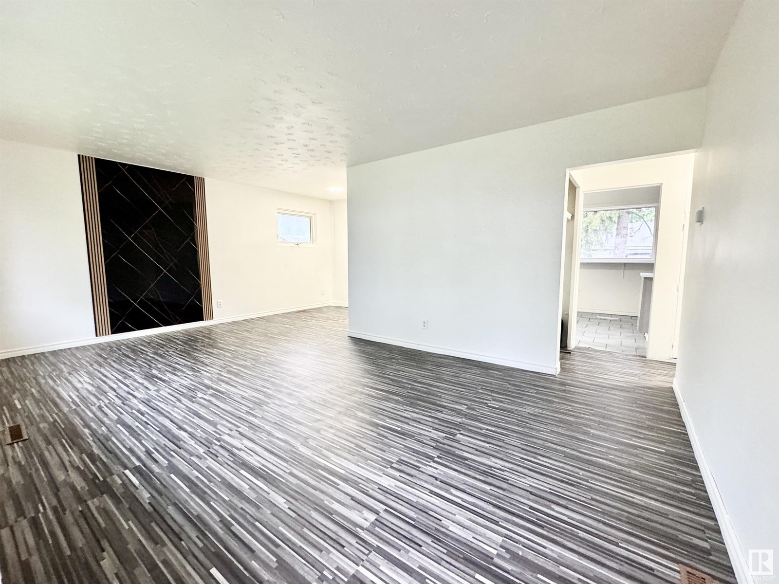 16415 106 AV NW