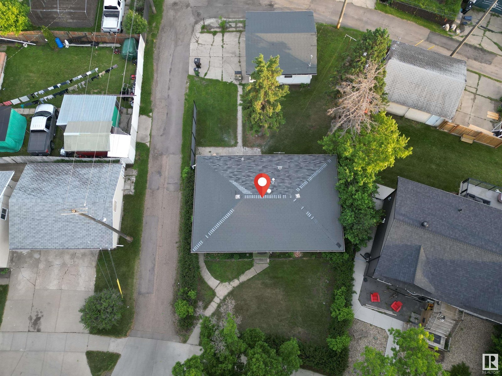 16415 106 AV NW