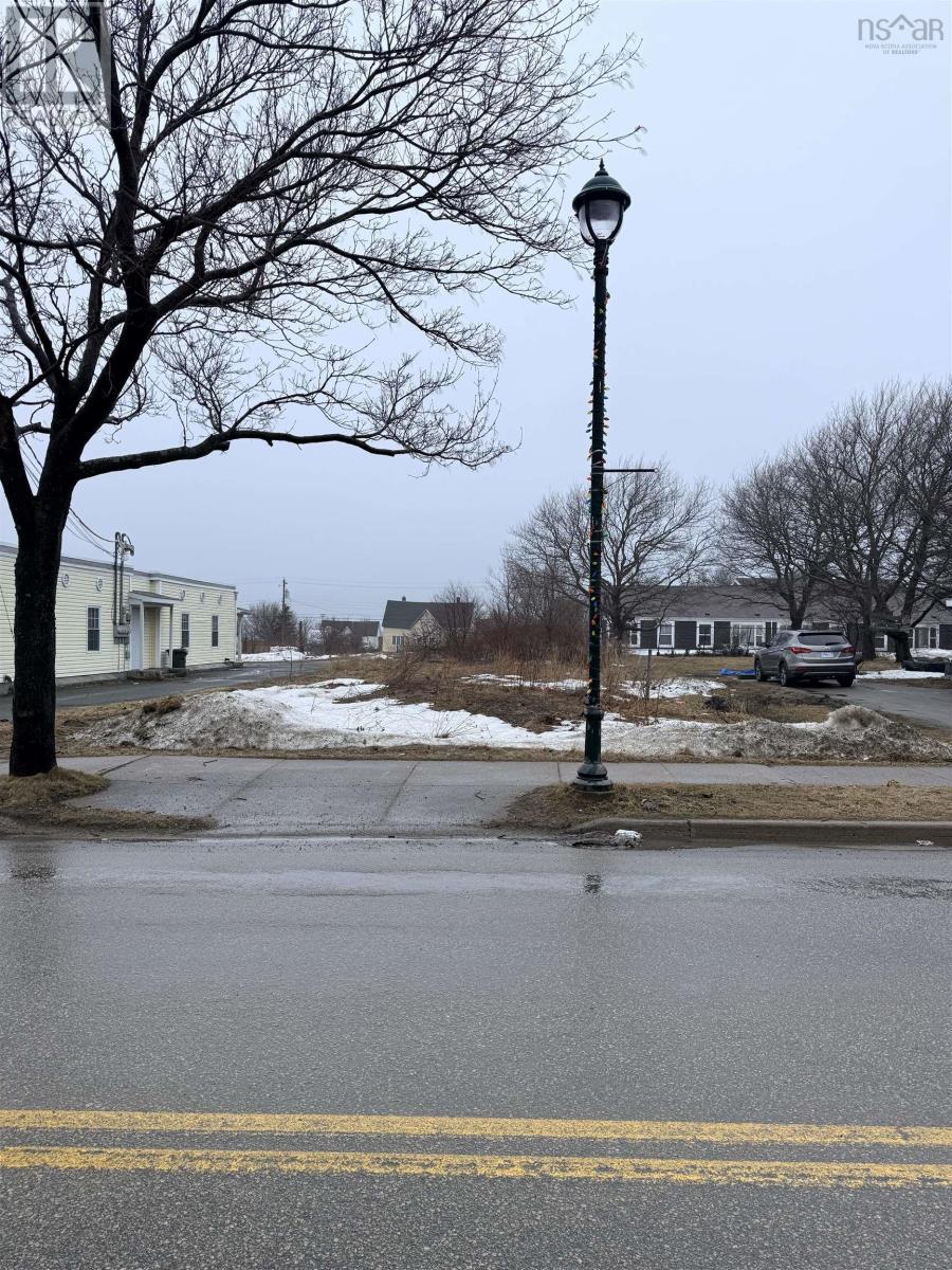 Photo 1 of 5 — Commercial St Dominion Land, Dominion, NS B1G1B4