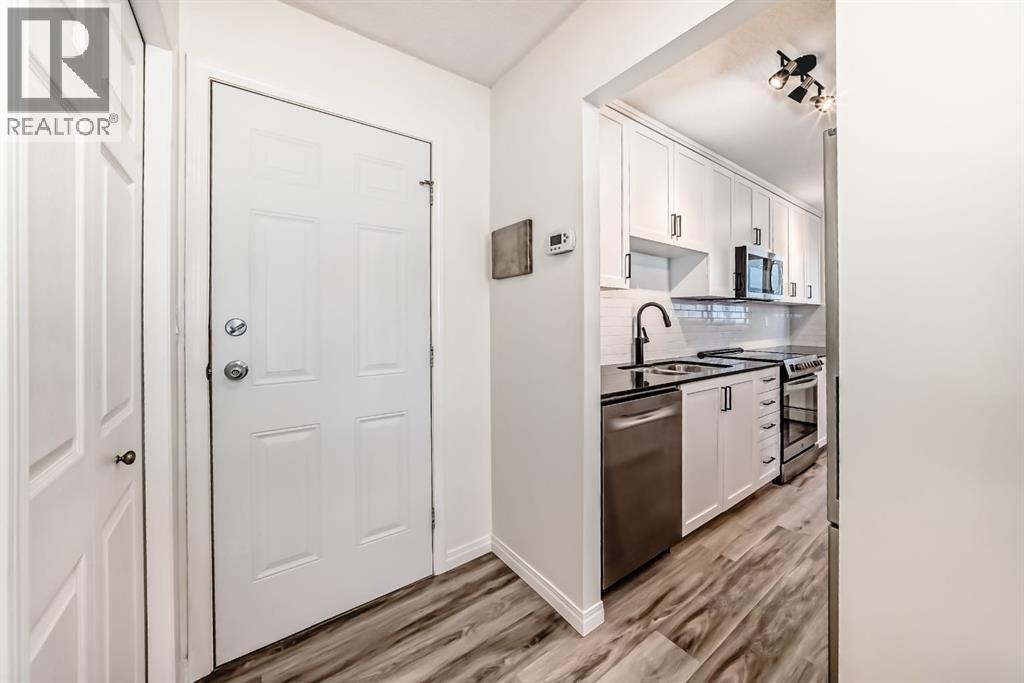 401, 823 19 Avenue SW