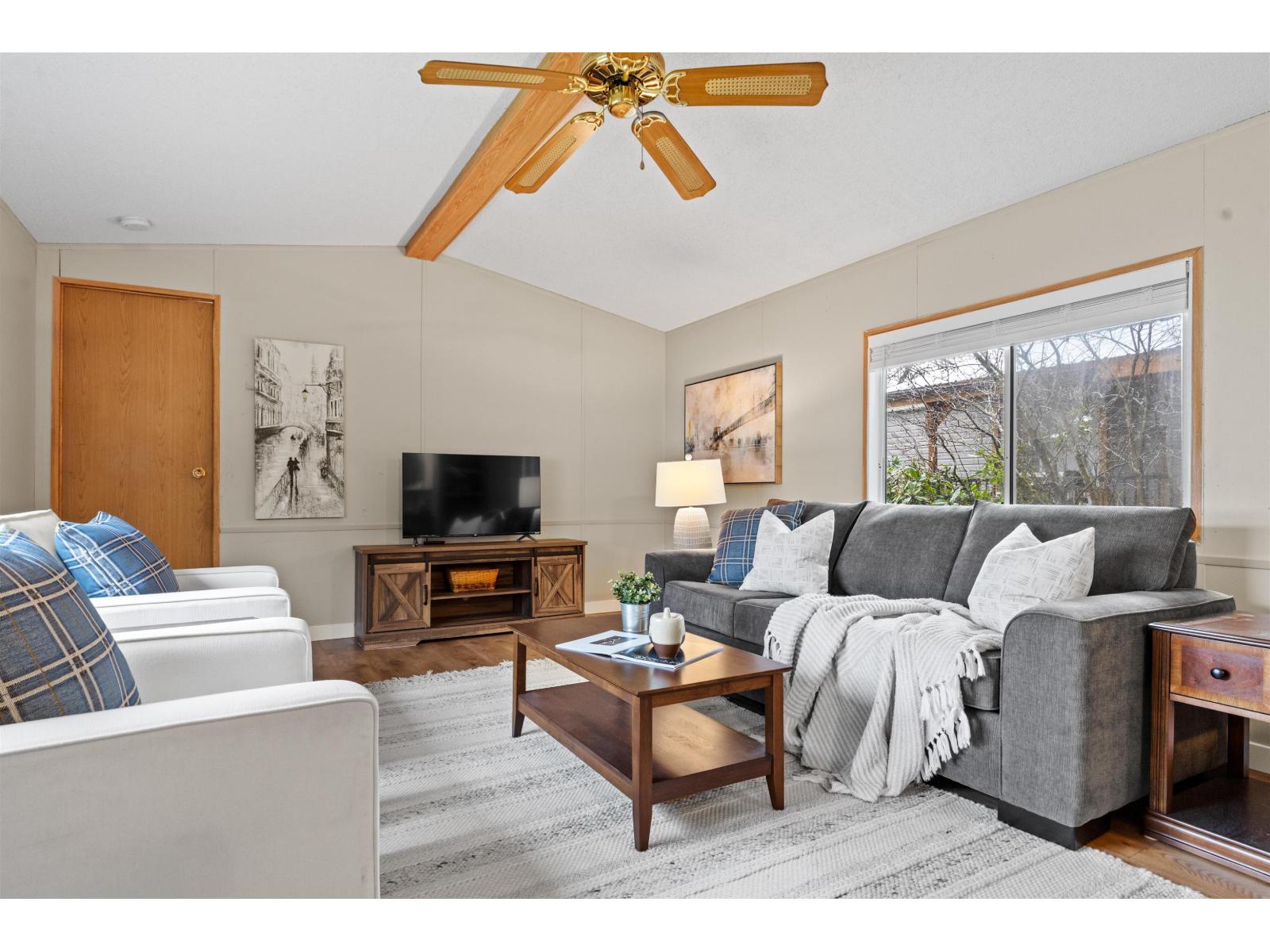 216 45835 SLEEPY HOLLOW ROAD|Cultus Lake East