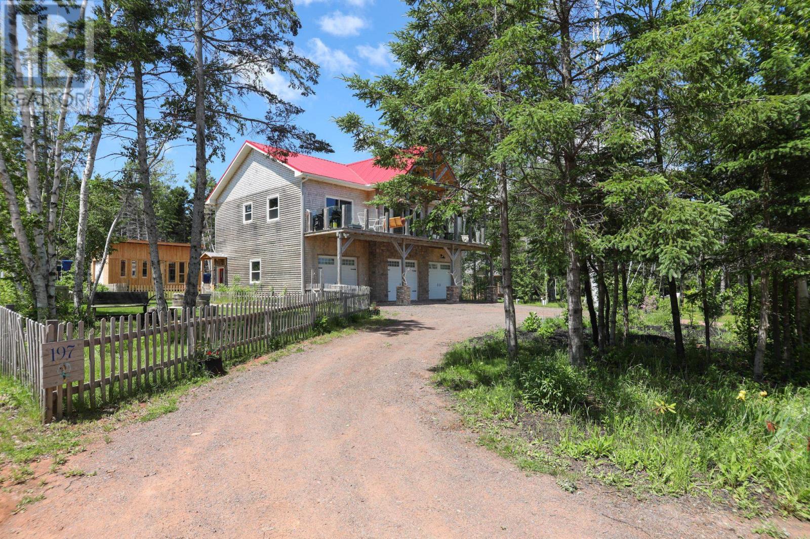 197 SPRUCE WAY